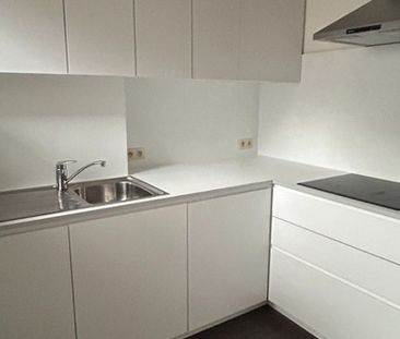 Appartement te huur in Antwerpen voor € 725 met 1 slaapkamer - Foto 3