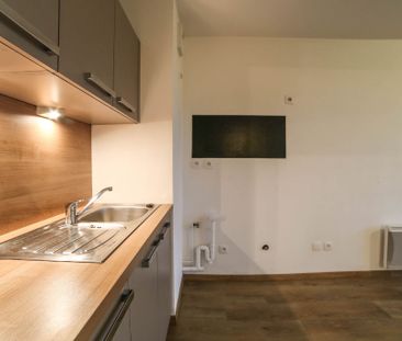 Location Appartement 2 pièces 39m² FRANQUEVILLE ST PIERRE 76520 - Photo 3