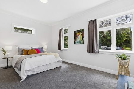 Redecorated Brooklyn Gem – 2 Bedrooms, Great Location - Photo 4