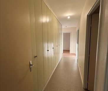 Location Appartement 5 pièces 98m² - Photo 1