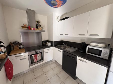 Appartement T3 à louer - 67 m² - Photo 2