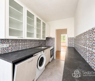 Pronájem bytu 2+1 60 m2 - Fotografie 3