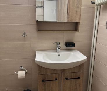 Ενοικίαση κατοικίας, 90 τ.μ., Ηλιούπολη, 950 € - Photo 4