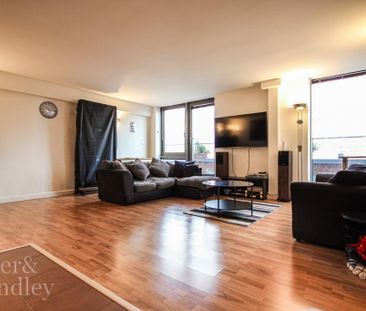 2 bedroom apartment to rent - Photo 3