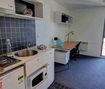 Melbourne Student House - Large Studio Apartment - Photo 2