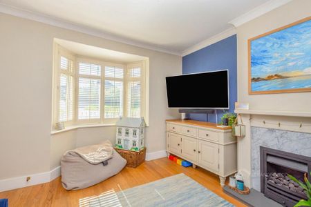 3 bedroom detached house to rent - Photo 4