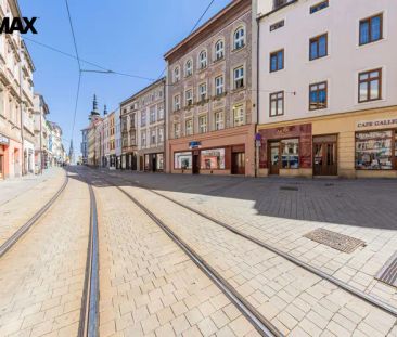 Pronájem vybaveného cihlového bytu v centru Olomouce - Fotografie 3