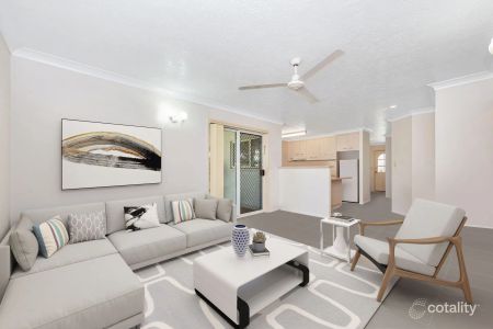 Central convenience in popular Kirwan - Photo 4