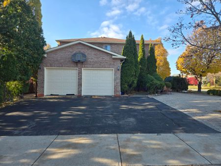 For Lease - 2470 Wynten Way Unit# 2, Oakville, Ontario - Photo 2