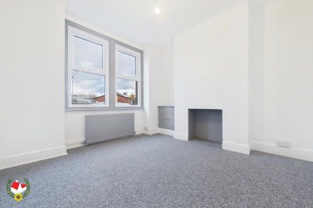 Linden Road, Linden, Gloucester - Photo 2