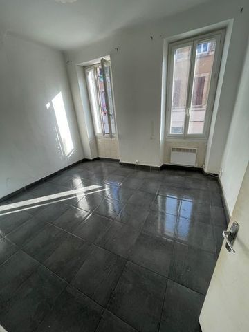 T2 - Photo 3
