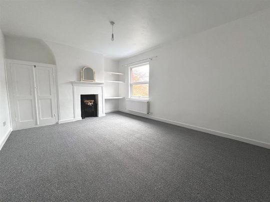 2 bedroom townhouse to rent - Photo 1