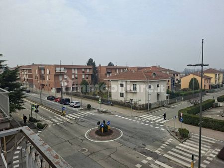 Trilocale corso Europa, Borgo Piave, Corso Europa, Zona Ferrero, Alba - Photo 3