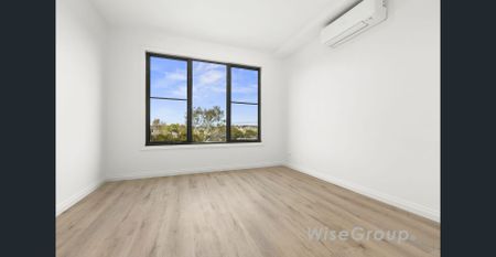 LUXURY BRAND NEW HOME IN DOVETON! - Photo 5