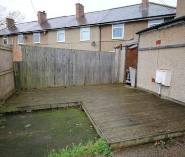 3 bedroom semi-detached house to rent - Photo 5