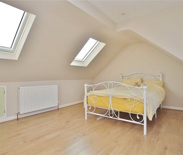 Nursery Road, Woking, Surrey, GU21 - Photo 5