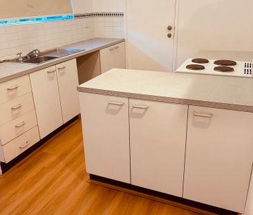 117A Monaro Crescent, Red Hill ACT 2603 - Semi-detached For Rent | ... - Photo 4