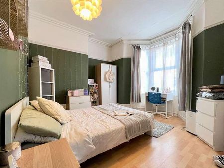 Hazelwood Avenue, Jesmond, NE2 - Photo 3