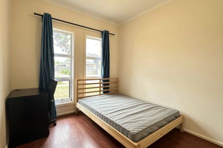 Spacious Family Living in a Prime Kurralta Park Location - Photo 3