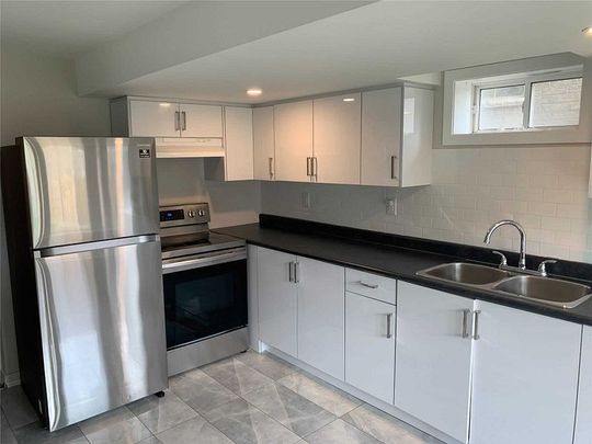 For Lease - 34 Owens Road, New Tecumseth, Ontario - Photo 1