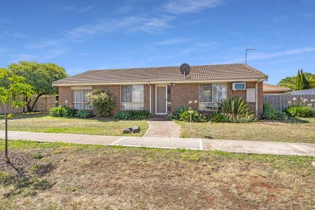 17 Greenhills Drive, 3337, Kurunjang Vic - Photo 5