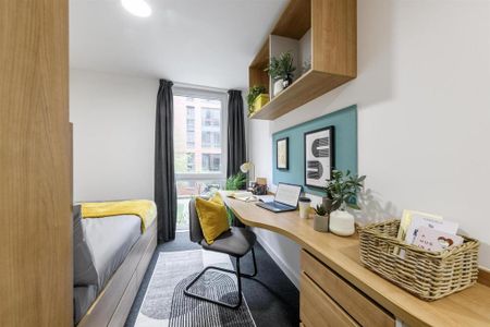 1 bedroom in a flat share to rent - Photo 5