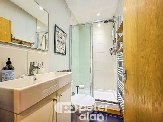 Stacey Road, Roath, Cardiff - Photo 1