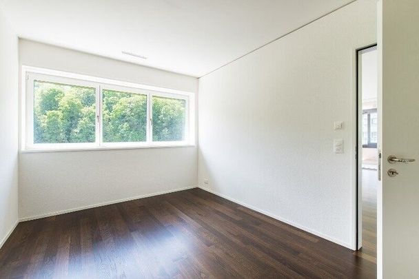 Modern and functional living - Photo 1