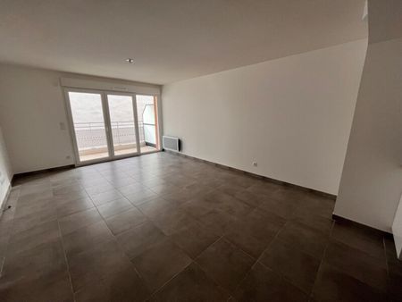 Location Appartement 2 pièces 45m² ST JORY 31790 - Photo 2