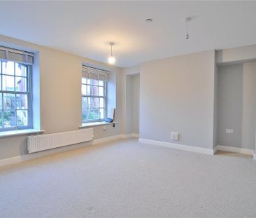 3 bedroom maisonette to rent - Photo 1