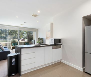 Modern 2-Bedroom Apartment in Prime Curtin Location - Photo 1