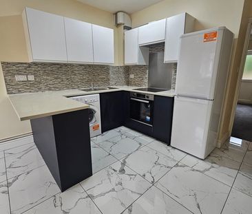 1 Bed Flat, Gainsborough Road, LE2 - Photo 4