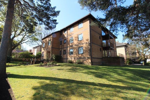 Sandecotes Road, Lower Parkstone - Photo 1