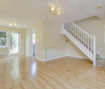 3 bedroom end of terrace house to rent - Photo 3