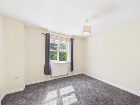 3 bedroom terraced house to rent - Photo 3