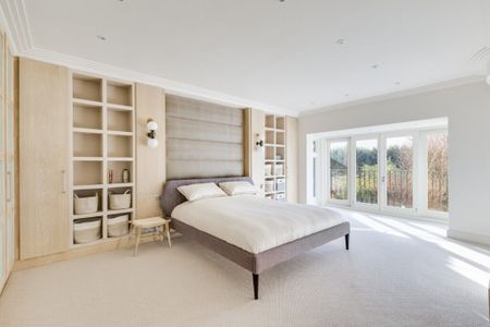 5 Bedroom House To Let - Photo 2