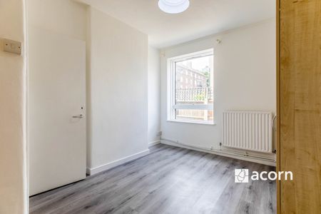 Flat to rent - Morecambe Street, London, SE17 - Photo 2