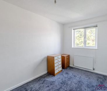 3 bedroom semi-detached house to rent - Photo 6