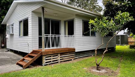 Delightful Garden Hideaway - Photo 4