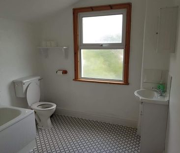 Ellicott Road, Bristol - Photo 5