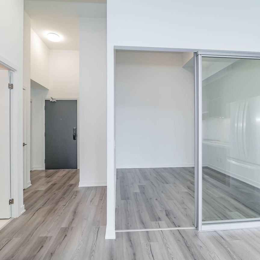 For Lease - 405 Dundas Street Unit# 120, Oakville, Ontario - Photo 1