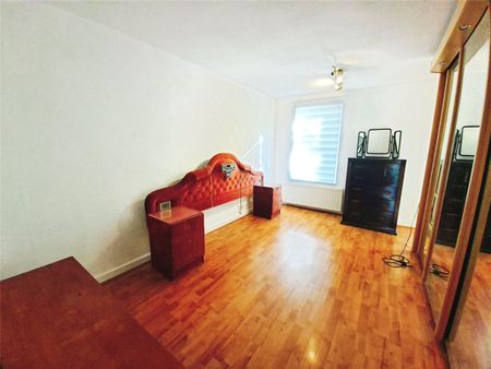 Magnolia Place, London, SW4 8BB - Photo 3