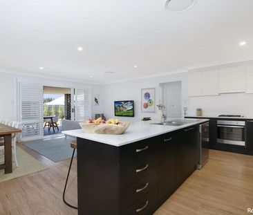 5 Bedroom Home - Photo 6