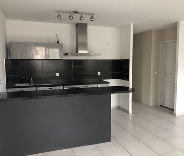 Location Appartement 2 pièces 51m² BEZIERS 34500 - Photo 4