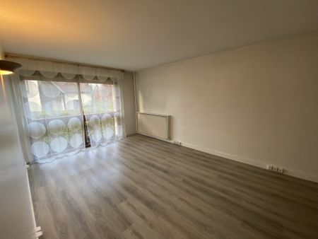 Location Appartement 2 pièces 50m² ENGHIEN LES BAINS 95880 - Photo 2
