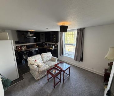 2 Bedroom Apartment To Let - Photo 2