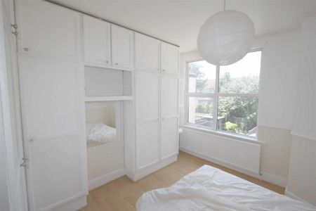 Fleetwood Avenue, Westcliff On Sea - Photo 5