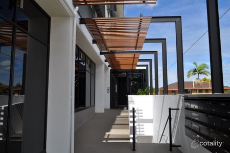 2 BEDROOM APARTMENT WITH CITY VIEWS - Photo 2