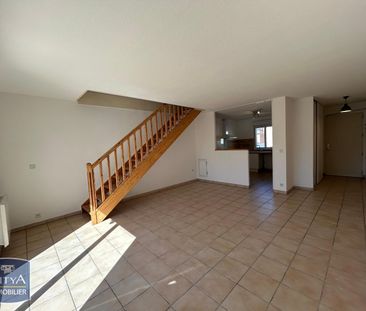 Location Maison 3 pièces 71m² MERCUES 46090 - Photo 1