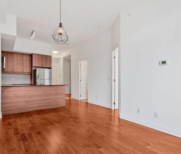 For Lease - 9205 Yonge Street Unit# 811, Richmond Hill, Ontario - Photo 2